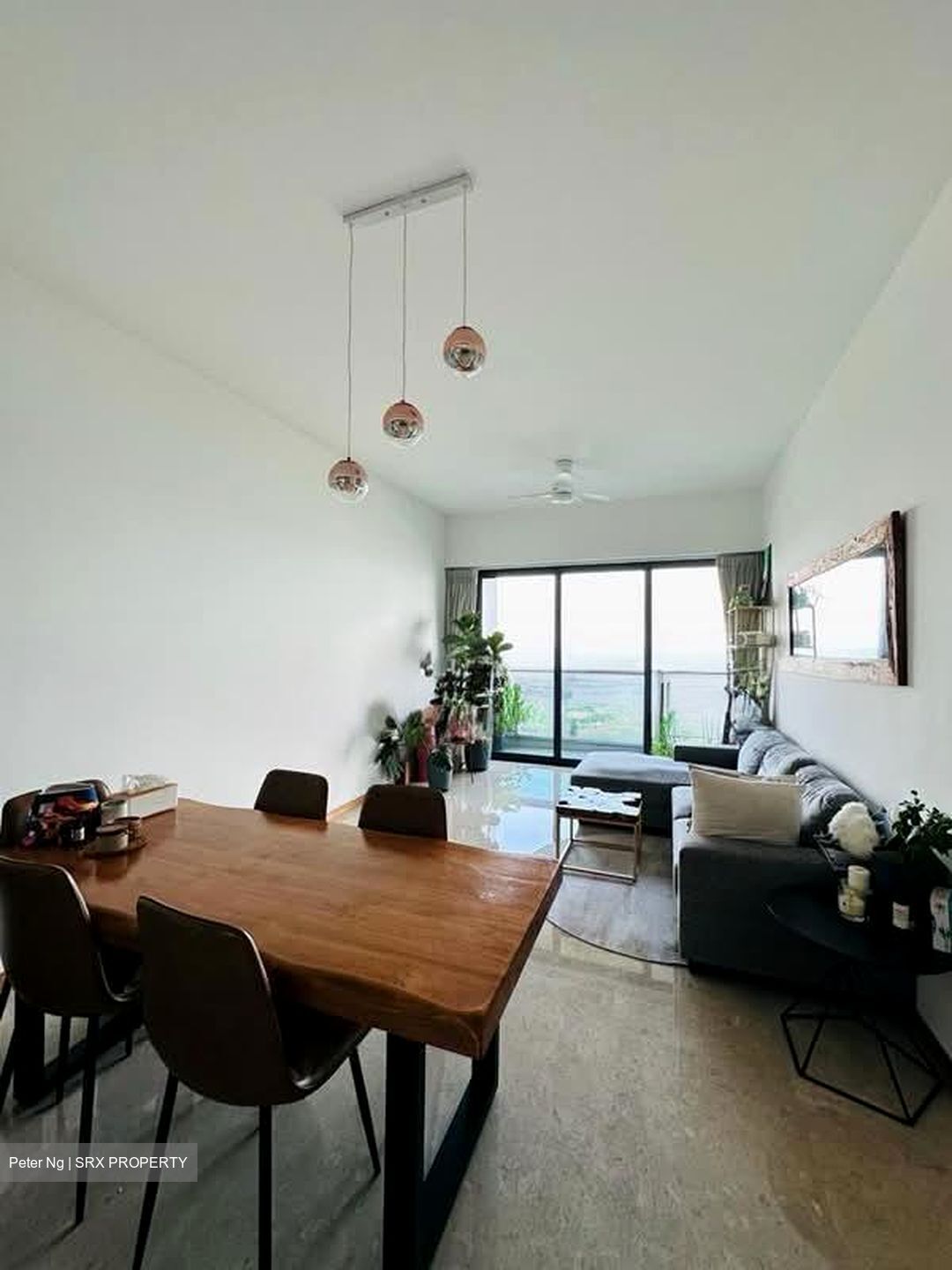 Marina Bay Residences (D1), Condominium #581718591